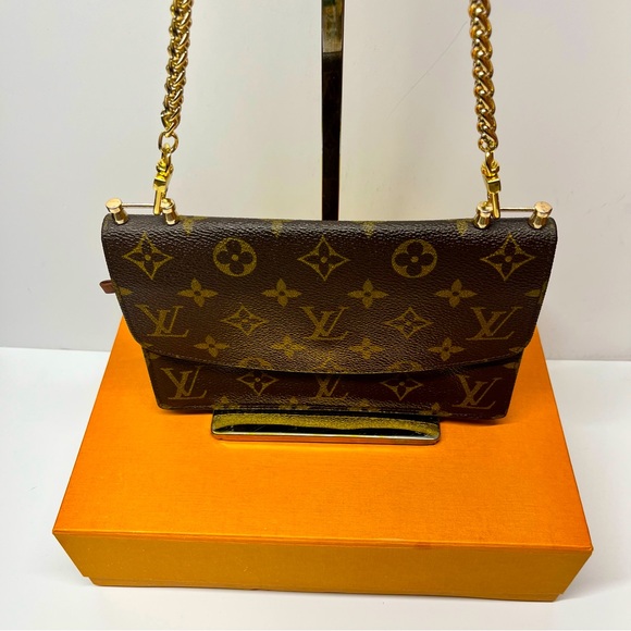 Auth Louis Vuitton RARE Rabat clutch converted bag vintage in gorgeous condition - Picture 13 of 13